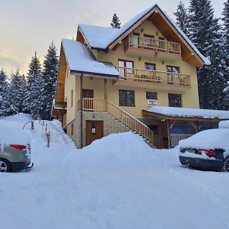 Vidra Parc 호텔 보이네아사 외부 사진